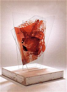 "Glassegel", dreischeibige Skulptur, 150 cmh x ca 140 cmb x 60 cmt
